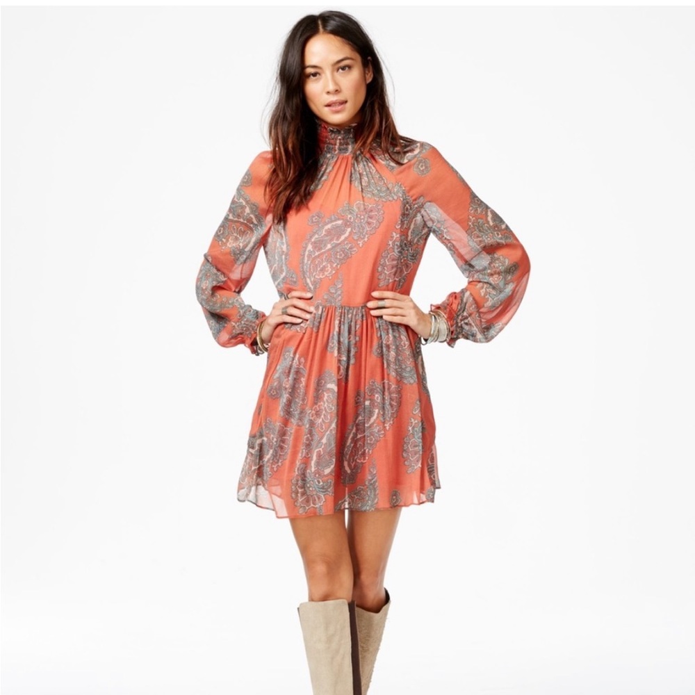 Free People Forget Me Not Moonstruck Mini‎ Dress Paisley Print Size M Red